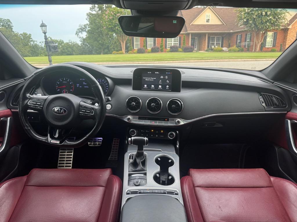 2019 Kia Stinger GT - Photo 14