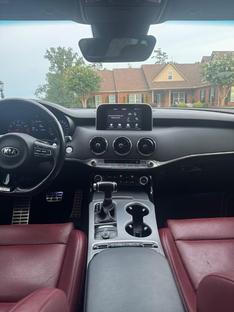 2019 Kia Stinger GT - Photo 16